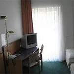 Stadt Отель