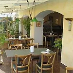 Stadt Hotel